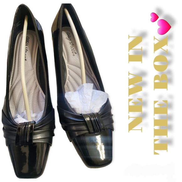 Easy Street Waive Shoes | Size 6.5W - Picture 9 of 11